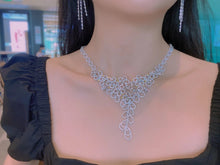 Load image into Gallery viewer, 27.19ctw Certified Diamond Rose Flower Necklace in 18K Gold