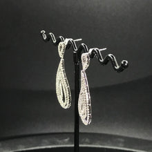 Load image into Gallery viewer, GRC Certified 1.30ctw Natural Diamond Earrings 18K White Gold