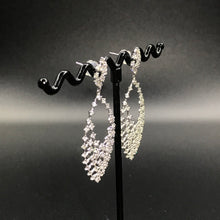 Load image into Gallery viewer, GRC Certified 2.00ctw Natural Diamond Earrings 18K Gold