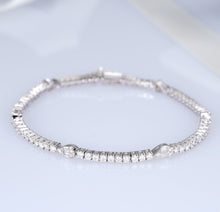 Load image into Gallery viewer, GRC Certified 2.15ctw Natural Diamond Bracelet