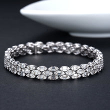 Load image into Gallery viewer, GRC Certified 3.73ctw Natural Diamond Bracelet