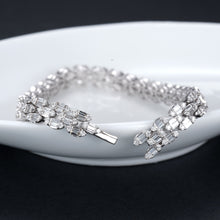 Load image into Gallery viewer, GRC Certified 3.73ctw Natural Diamond Bracelet