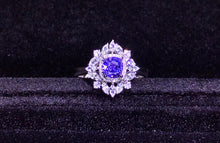 Load image into Gallery viewer, GRC Certified 0.90ct Sri Lanka Natural Unheated Sapphire & Diamond Ring