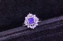 Load image into Gallery viewer, GRC Certified 0.90ct Sri Lanka Natural Unheated Sapphire & Diamond Ring