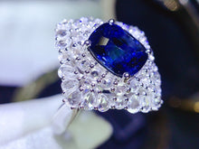 Load image into Gallery viewer, GRC Certified 3.12ct Natural Royal Blue Unheated Sapphire Ring in 18K Gold
