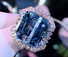 Load image into Gallery viewer, GRC Certified 24.60ct Natural Santa Maria Aquamarine Ring in 18K Gold