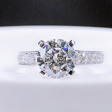 Load image into Gallery viewer, 0.50ct I-J VS1 Round Diamond Ring