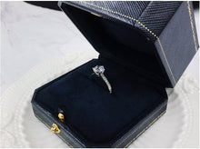Load image into Gallery viewer, 1.01ct D VS2 Round Diamond Ring