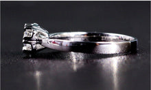Load image into Gallery viewer, 0.50ct E VVS2 Round Diamond Ring