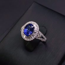 Load image into Gallery viewer, CGL Certified 2.68ctw Sri Lanka Natura Royal Blue Unheated Sapphire & Diamond Ring