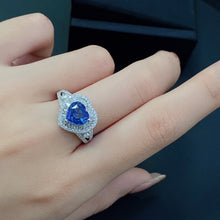 Load image into Gallery viewer, CGL Certified 2.69ctw Sri Lanka Natura Cornflower Blue Sapphire & Diamond Ring 18K Gold