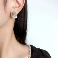 Load image into Gallery viewer, Certified 1.34ctw Natural Diamond Flowers Earrings 18K Gold