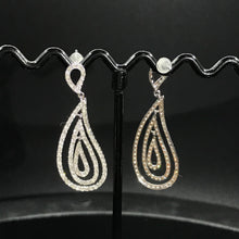 Load image into Gallery viewer, GRC Certified 1.30ctw Natural Diamond Earrings 18K White Gold
