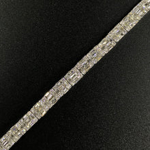Load image into Gallery viewer, GRC Certified 5.30ctw Natural Diamond Bracelet 18K Gold
