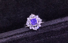 Load image into Gallery viewer, GRC Certified 0.90ct Sri Lanka Natural Unheated Sapphire &amp; Diamond Ring
