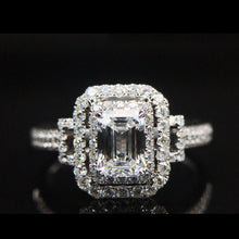 Load image into Gallery viewer, 1.01ct G VS2 Emerald Diamond Ring
