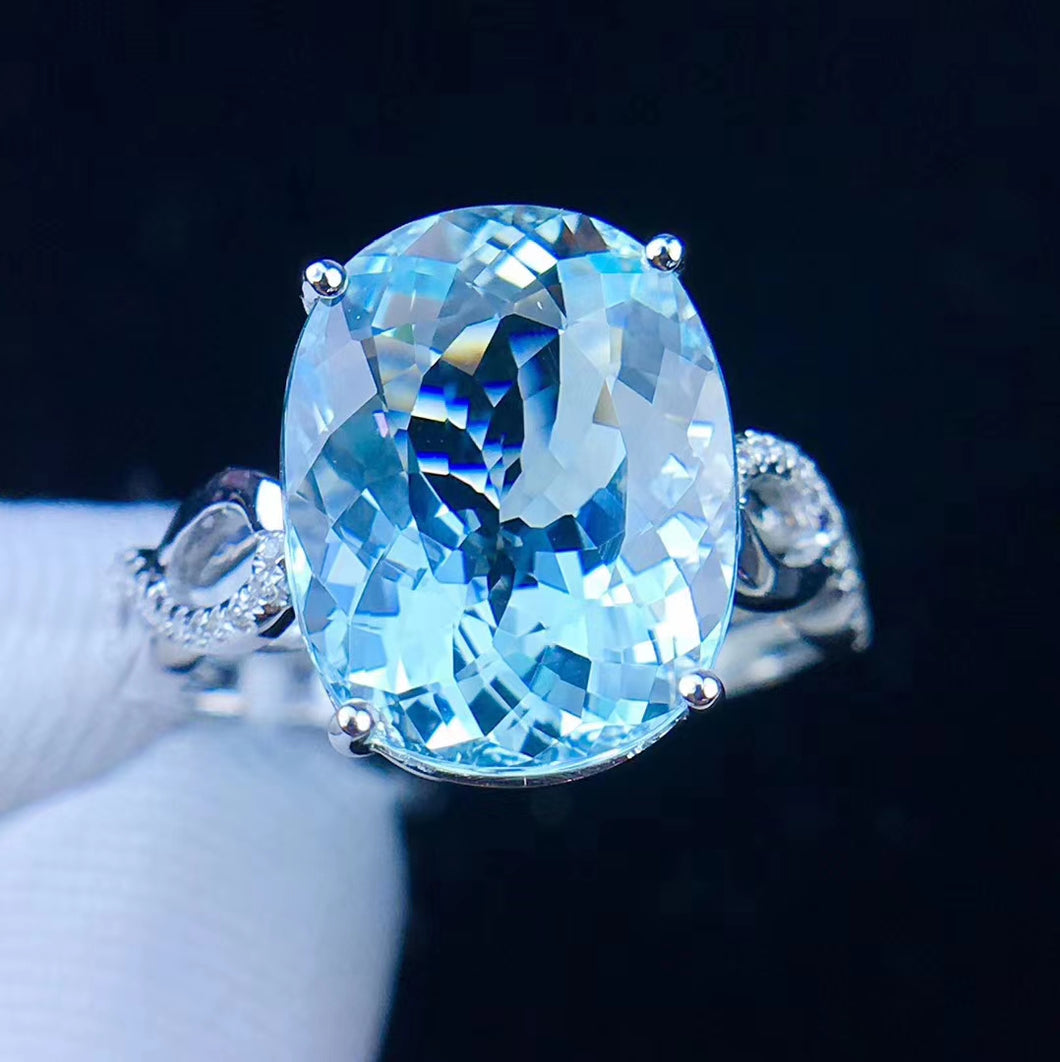 5.00ct Certified Aquamarine & Diamond Ring in 18K White Gold