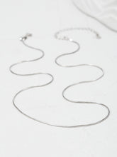Load image into Gallery viewer, Minimalist Silver Necklace

