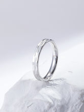 Load image into Gallery viewer, Plaid Pattern Silver Ring
