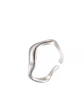 Load image into Gallery viewer, Twist Design Silver Cuff Ring
